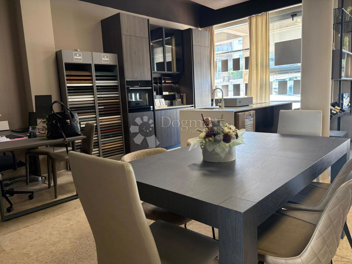 Poslovni prostor Novigrad, 129m2