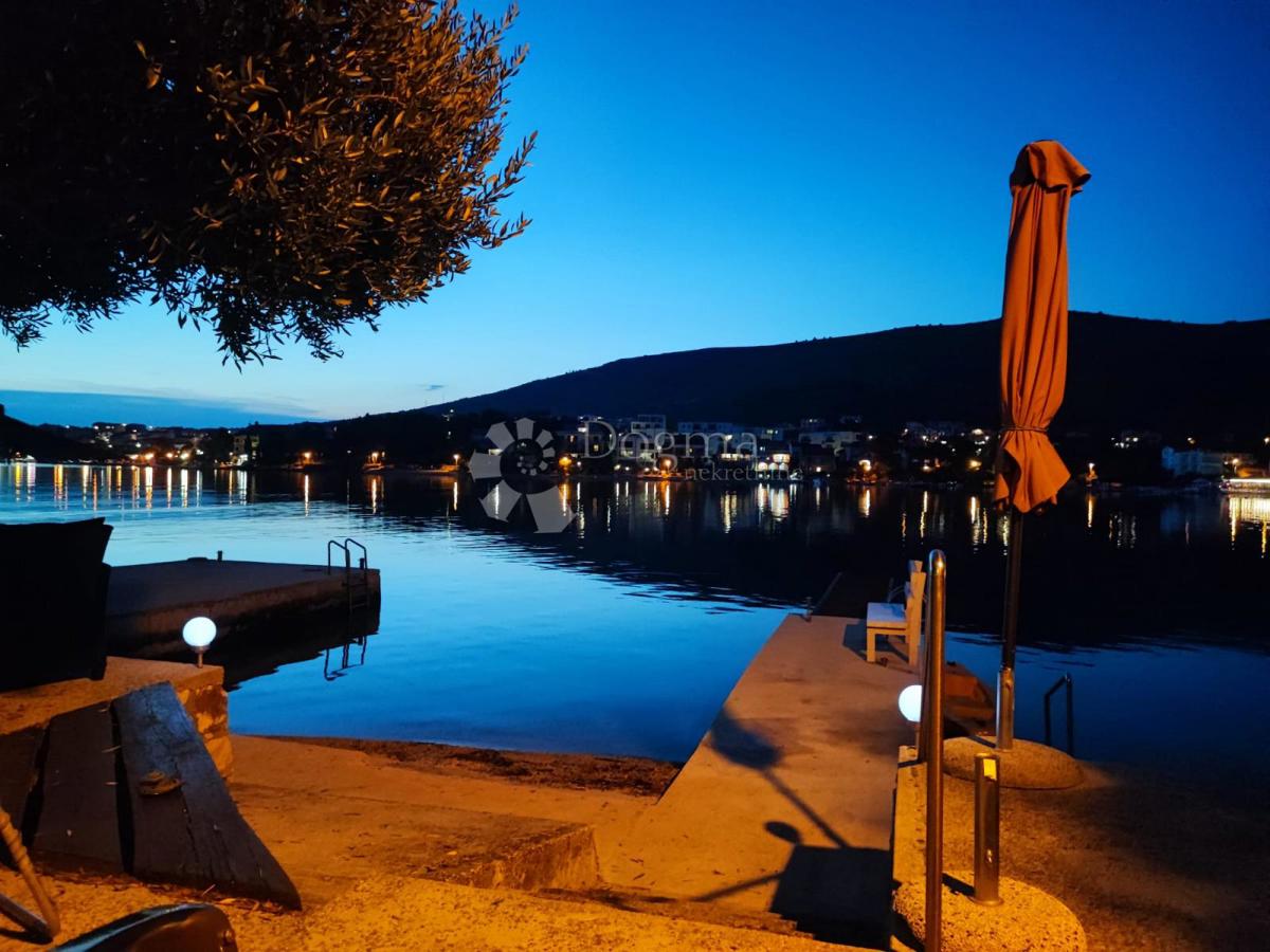 Hiša Grebaštica, Šibenik - Okolica, 280m2