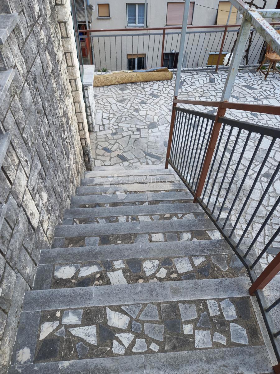 Hiša Drenova, Rijeka, 300m2