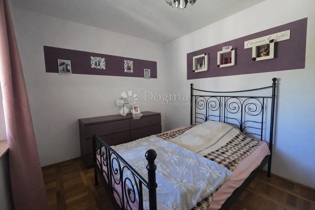 Hiša Resnik, Peščenica - Žitnjak, 228m2