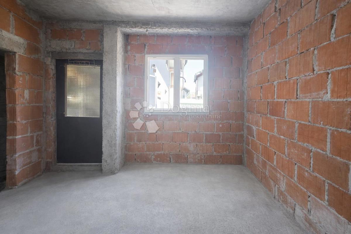 Hiša Resnik, Peščenica - Žitnjak, 228m2