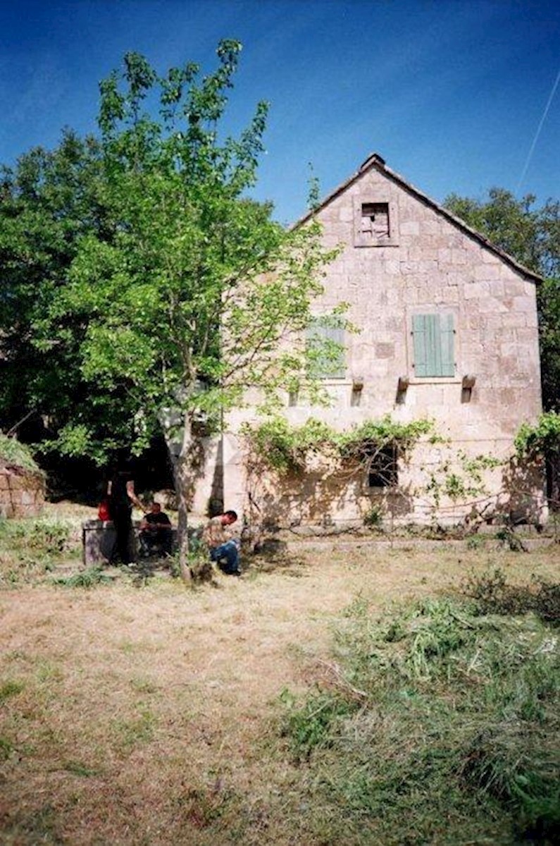 Hiša Glavice, Sinj, 100m2