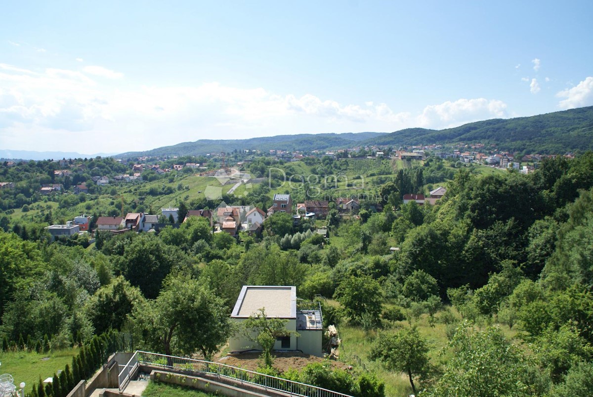 Hiša Šestine, Podsljeme, 357m2