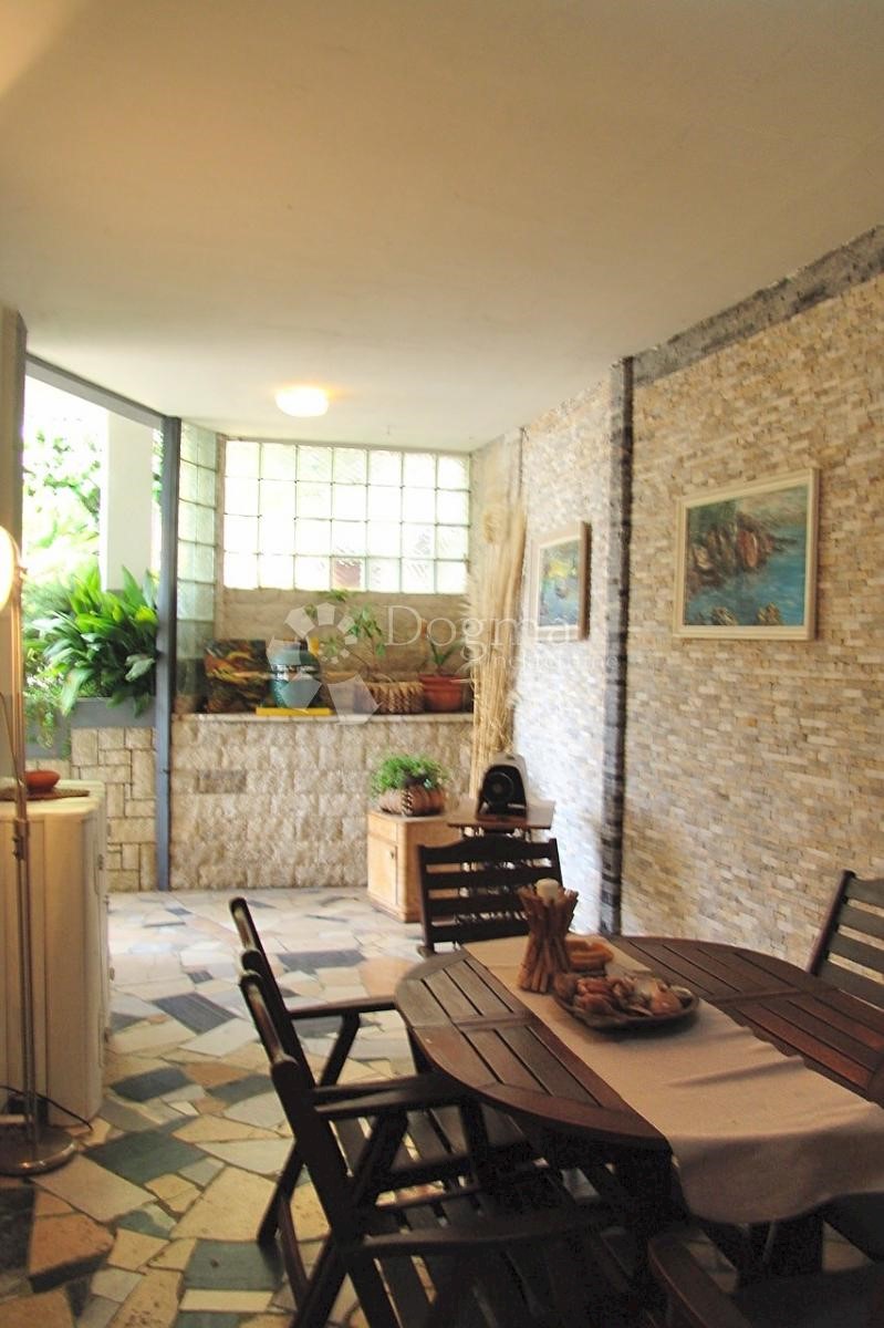 Stanovanje Opatija - Centar, Opatija, 97m2