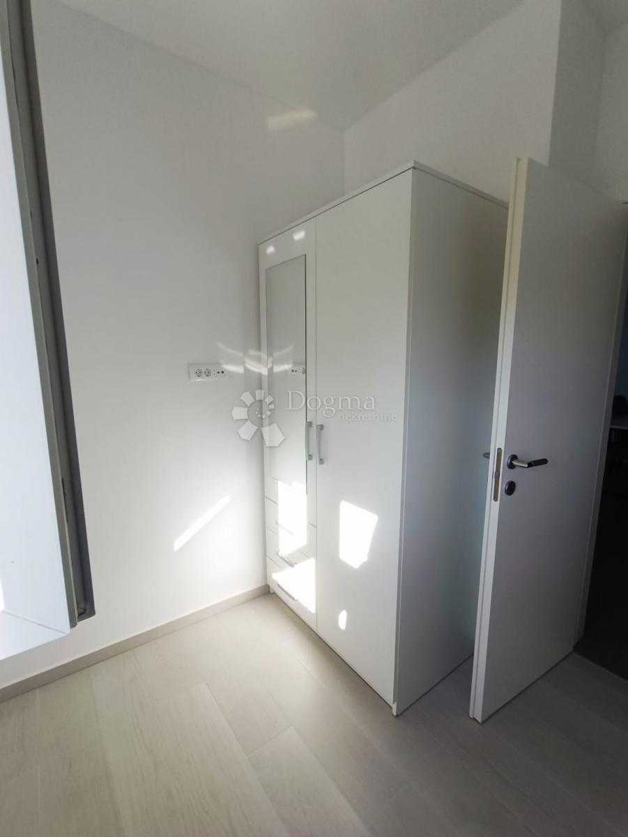 Hiša Podstrana, 240m2