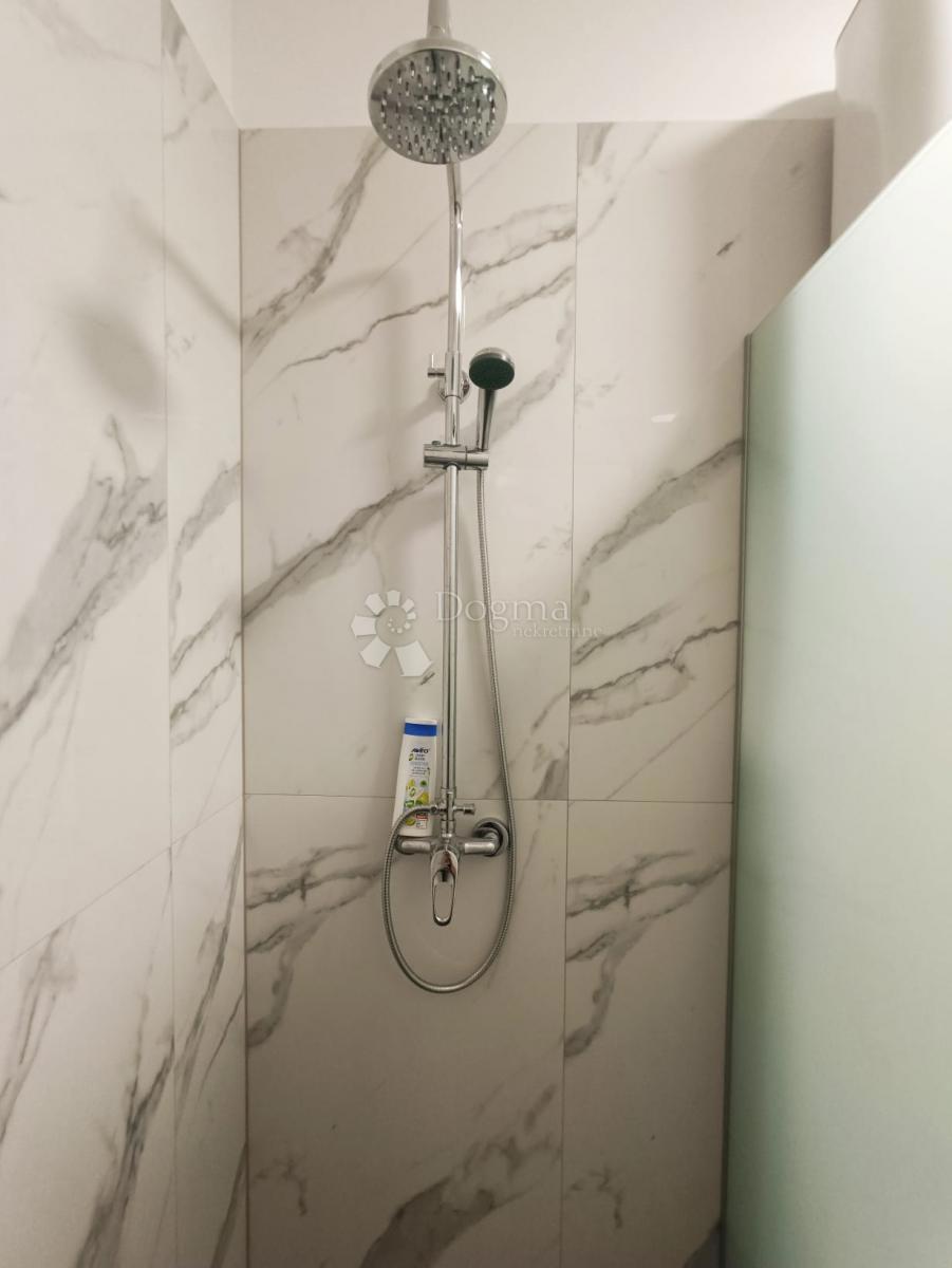 Hiša Podstrana, 240m2