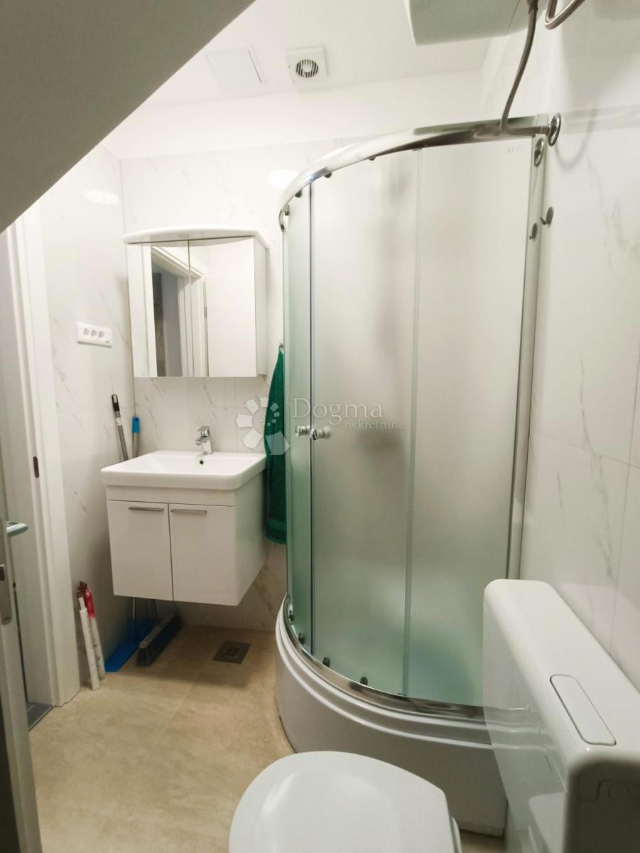 Hiša Podstrana, 240m2