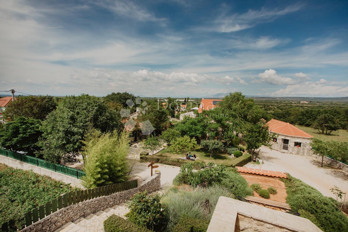 Hotel Radonić, Šibenik - Okolica, 3.074m2