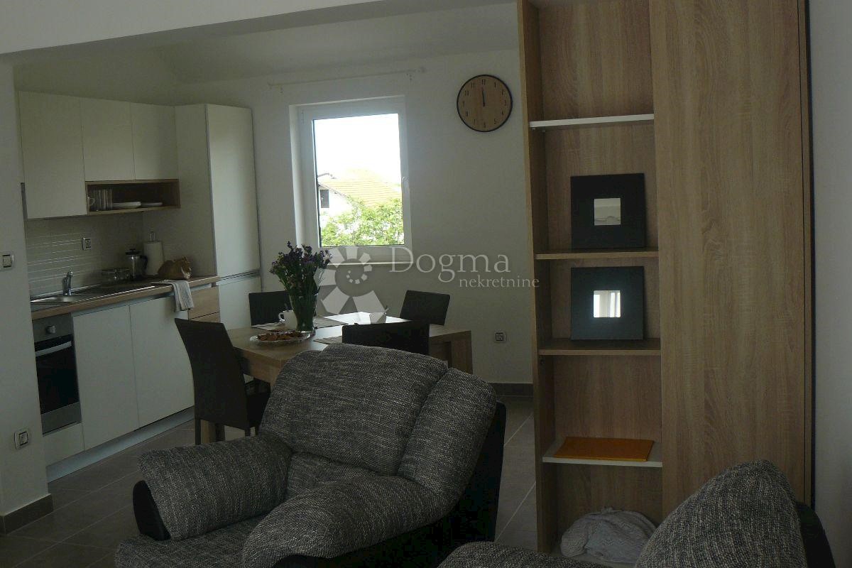 Apartma Privlaka, 3.291m2