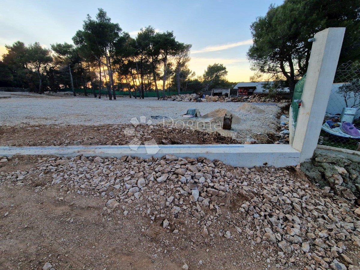 Zemljišče Mali Lošinj, 2.647m2