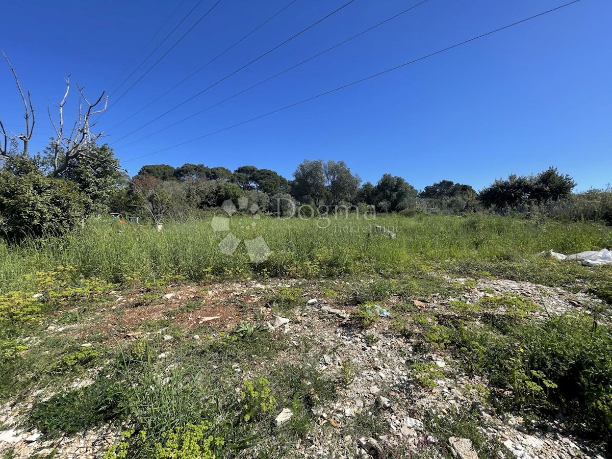 Zemljišče Šijana, Pula, 380m2