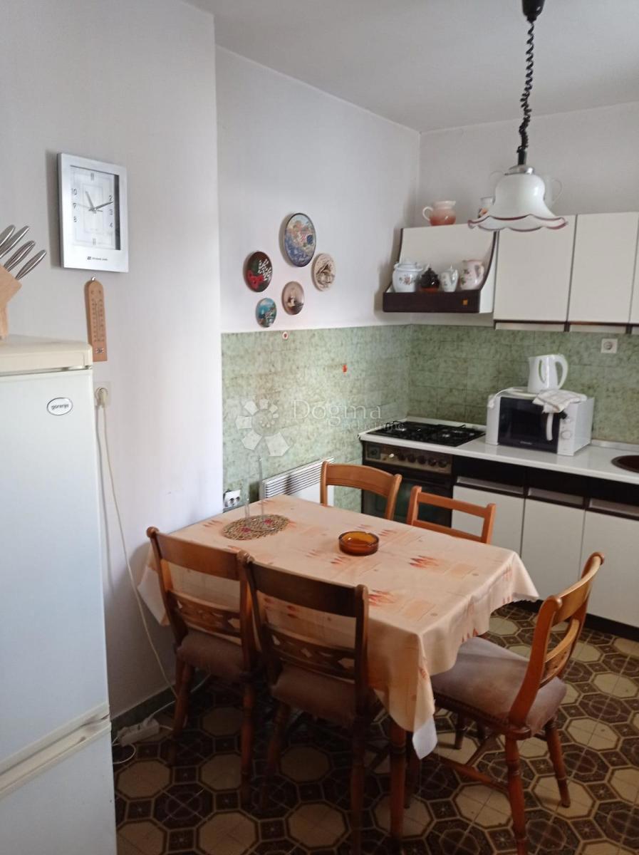 Hiša Biograd na Moru, 150m2