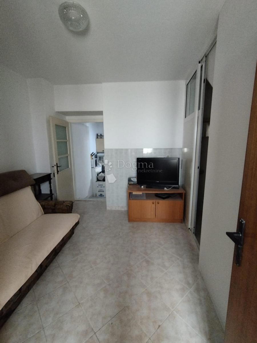 Hiša Biograd na Moru, 150m2