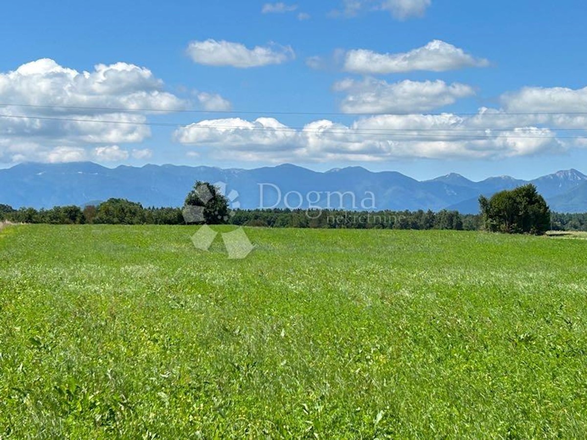 Zemljišče Mušaluk, Gospić - Okolica, 7.000m2