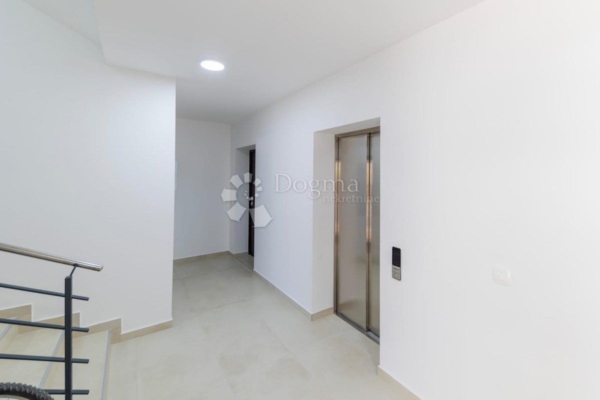 Apartma Privlaka, 76,88m2