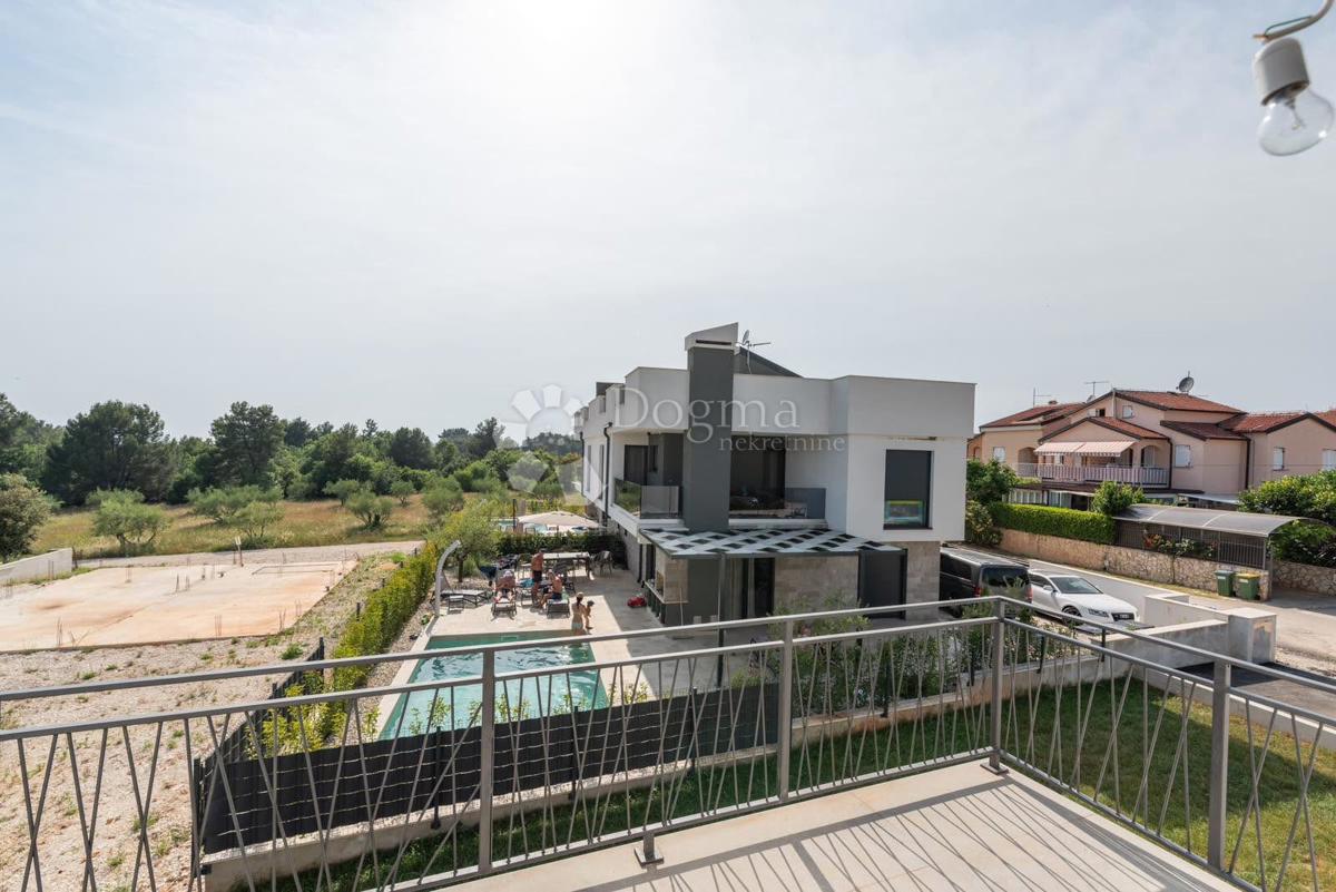 Stanovanje Vabriga, Tar-Vabriga, 94,70m2