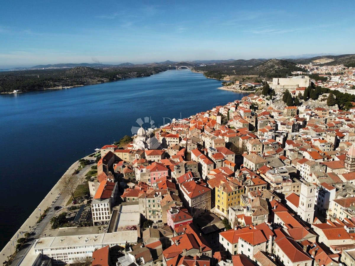 Stanovanje Grad, Šibenik, 136m2