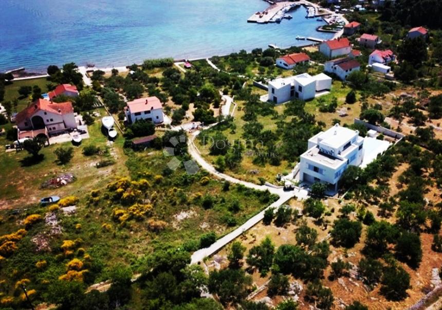 Zemljišče Prvić Šepurine, Vodice, 555m2