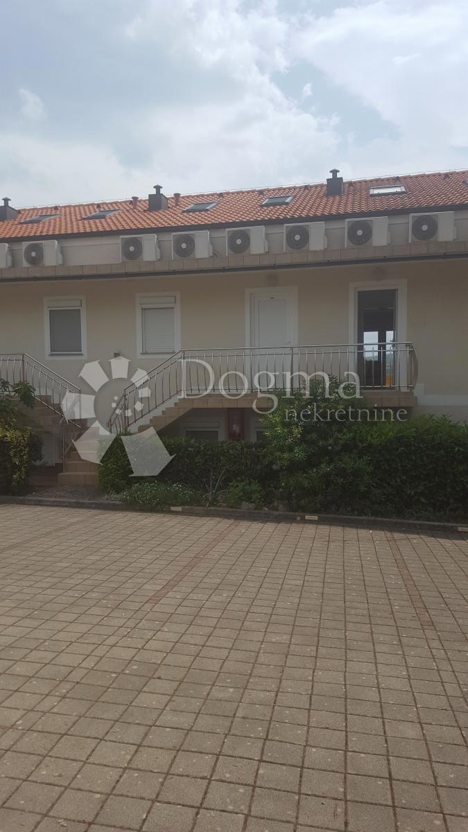 Apartma Čižići, Dobrinj, 75,74m2