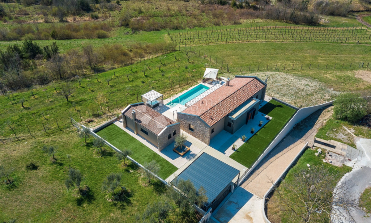 Hiša Hum, Buzet, 101m2