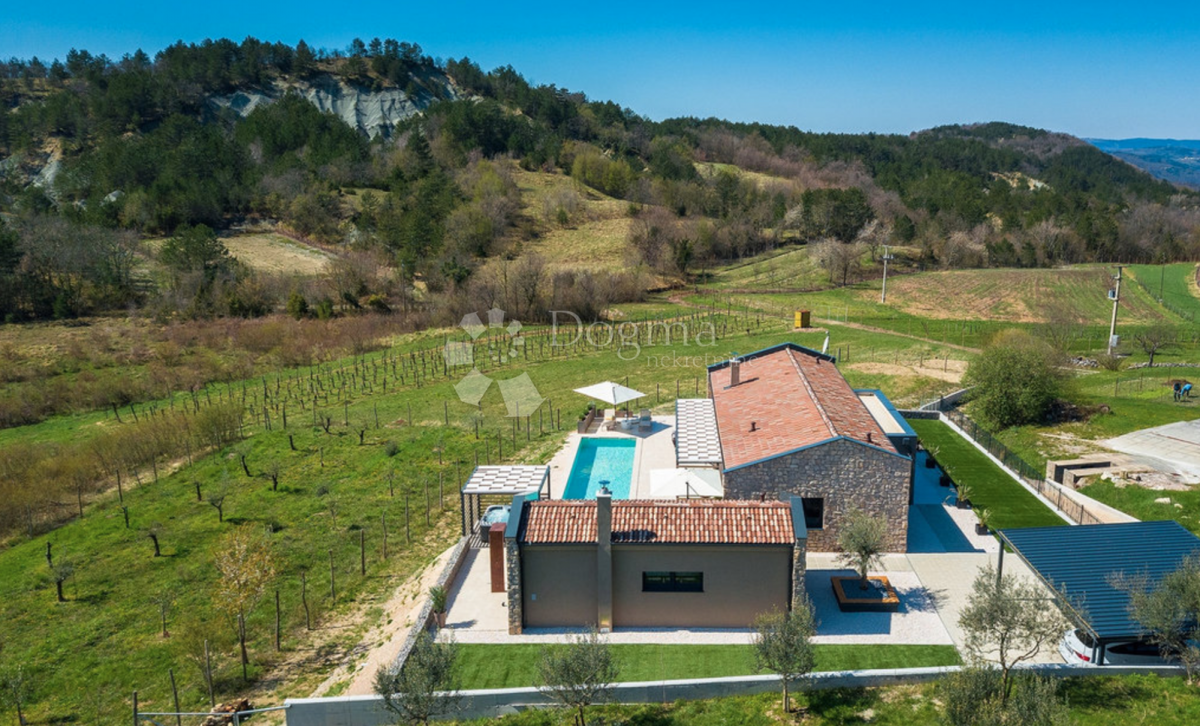 Hiša Hum, Buzet, 101m2