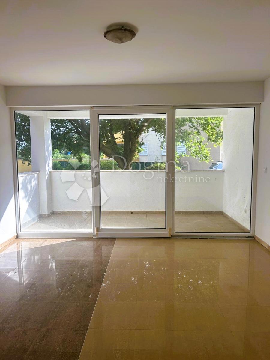 Stanovanje Mundanije, Rab, 52m2