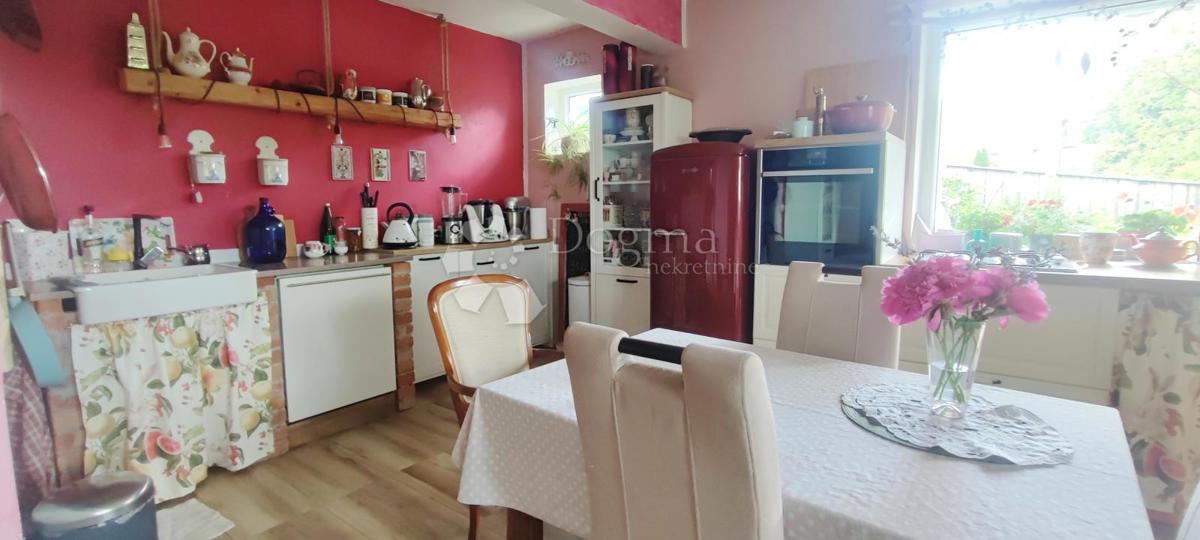 Hiša Daruvar, 120m2