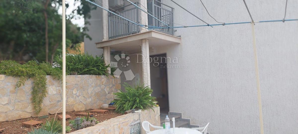 Stanovanje Čiovo, Trogir, 70,59m2