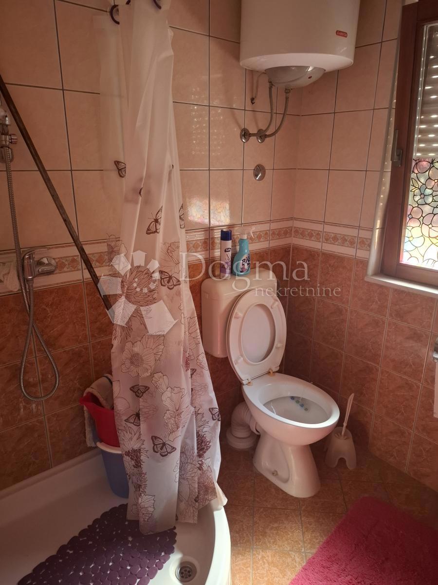Stanovanje Čiovo, Trogir, 70,59m2