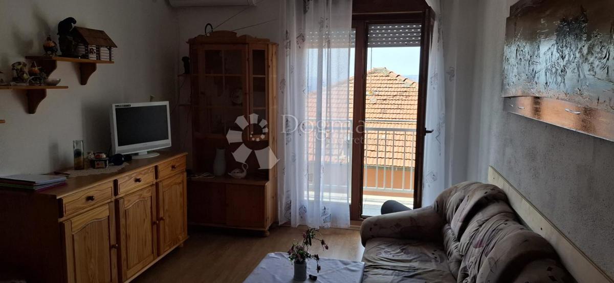 Stanovanje Čiovo, Trogir, 70,59m2