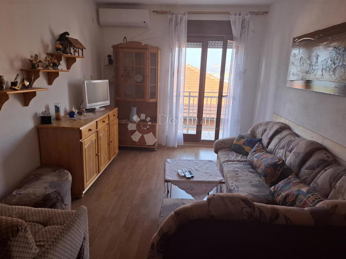Stanovanje Čiovo, Trogir, 70,59m2