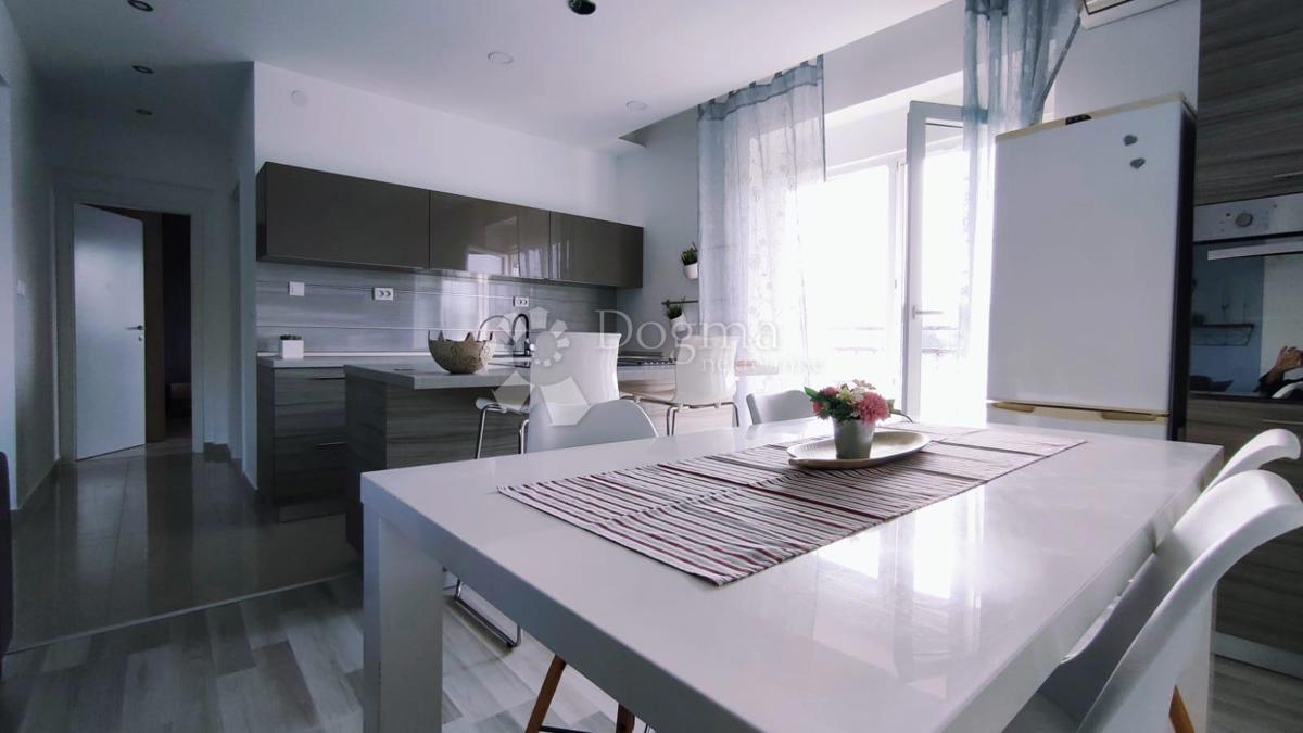 Stanovanje Padulj, Pula, 78,90m2