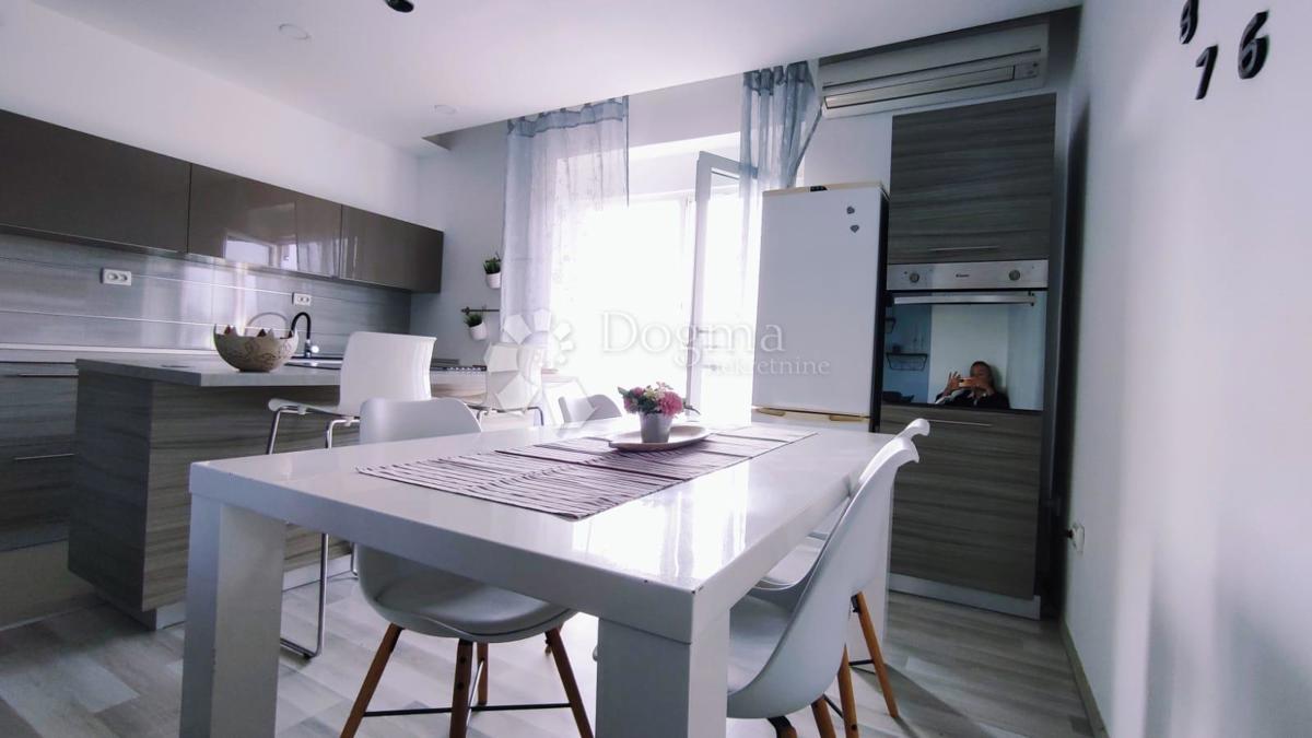 Stanovanje Padulj, Pula, 78,90m2