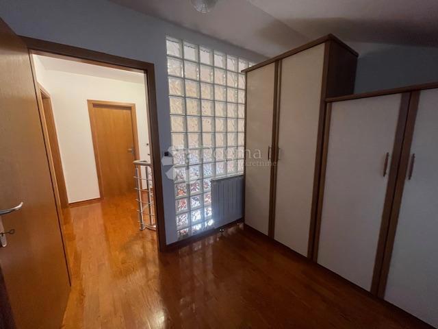 Stanovanje Ičići, Opatija - Okolica, 103,33m2