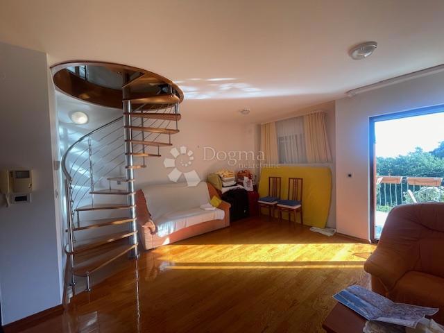 Stanovanje Ičići, Opatija - Okolica, 103,33m2