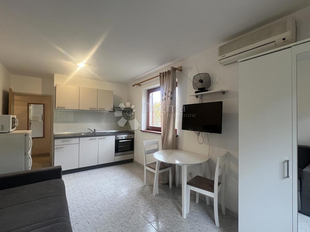 APARTMAN RABAC