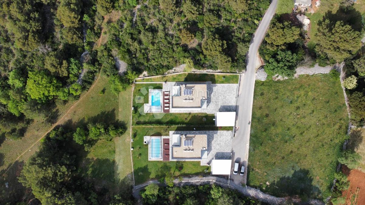 Hiša Dubrava Kod Šibenika, Šibenik - Okolica, 200m2