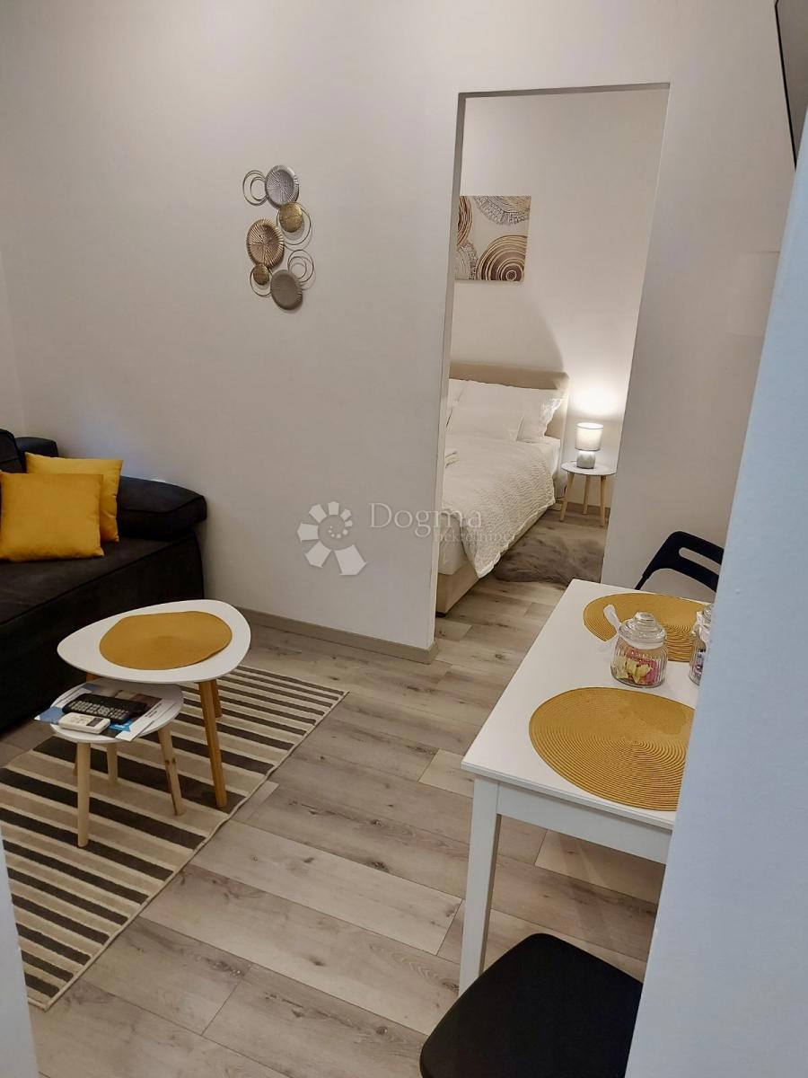 Stanovanje Pećine, Rijeka, 22m2