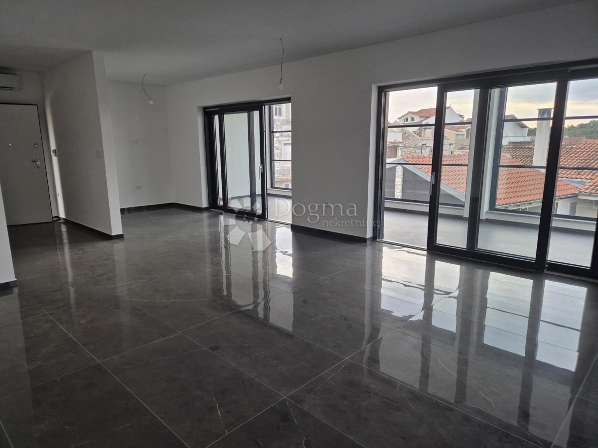Stanovanje Tribunj, 95m2