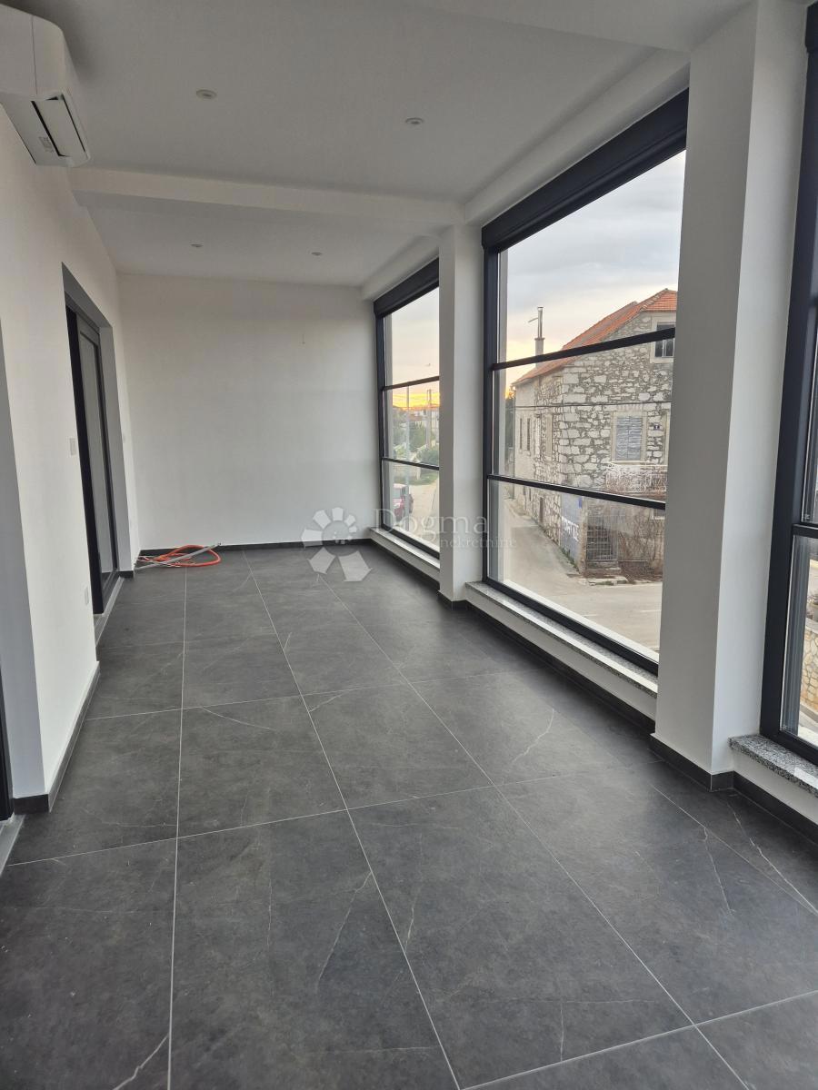 Stanovanje Tribunj, 95m2