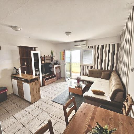 Stanovanje Vidalići, Novalja, 45,02m2