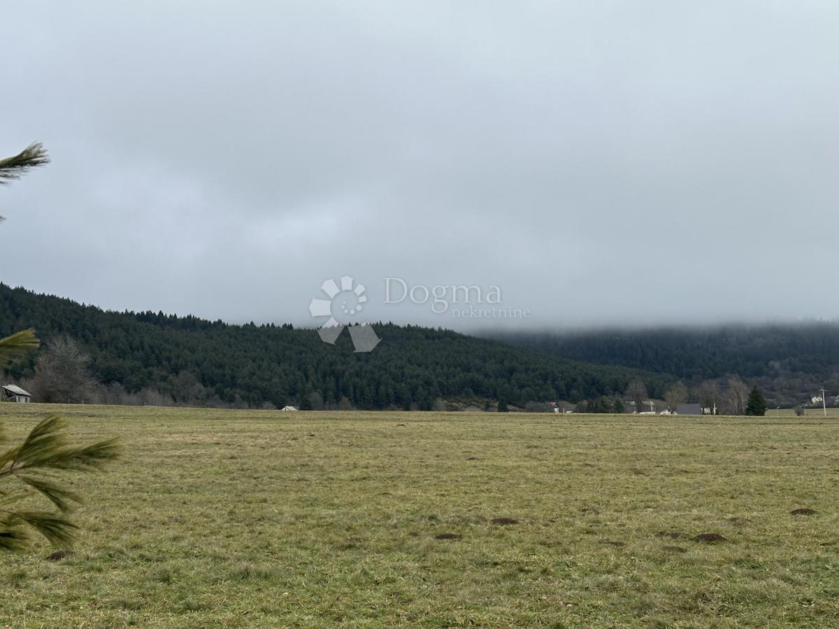 Zazidljivo zemljišče Donji Babin Potok, Plitvička Jezera, 30.000m2