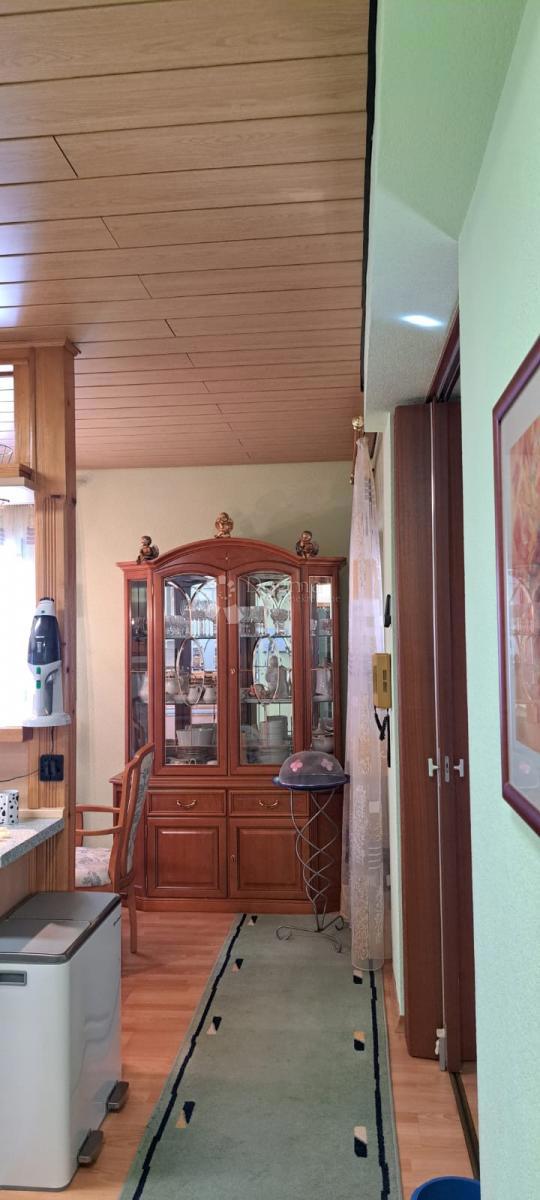 Hiša Centar, Gospić, 550m2