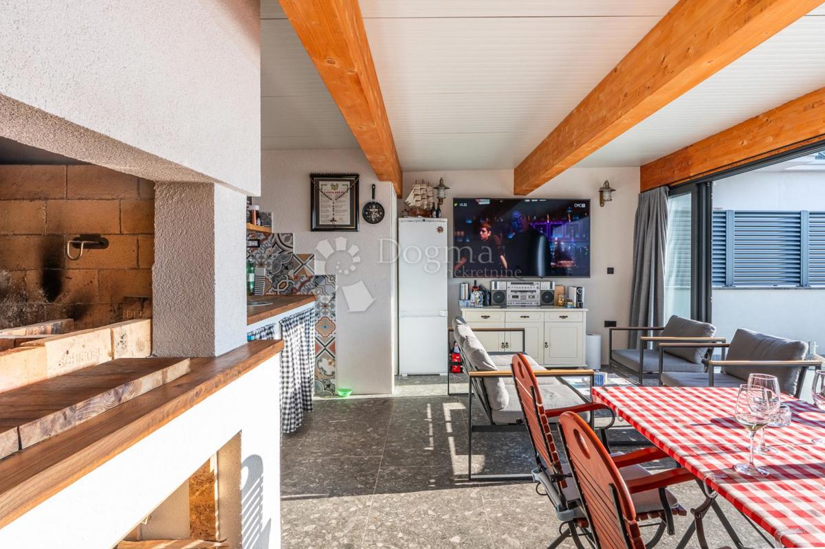 Hiša Crikvenica, 150m2