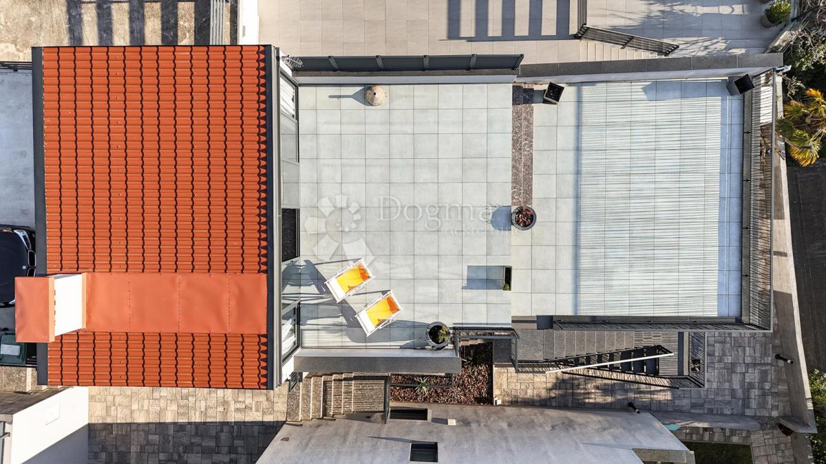 Hiša Crikvenica, 150m2