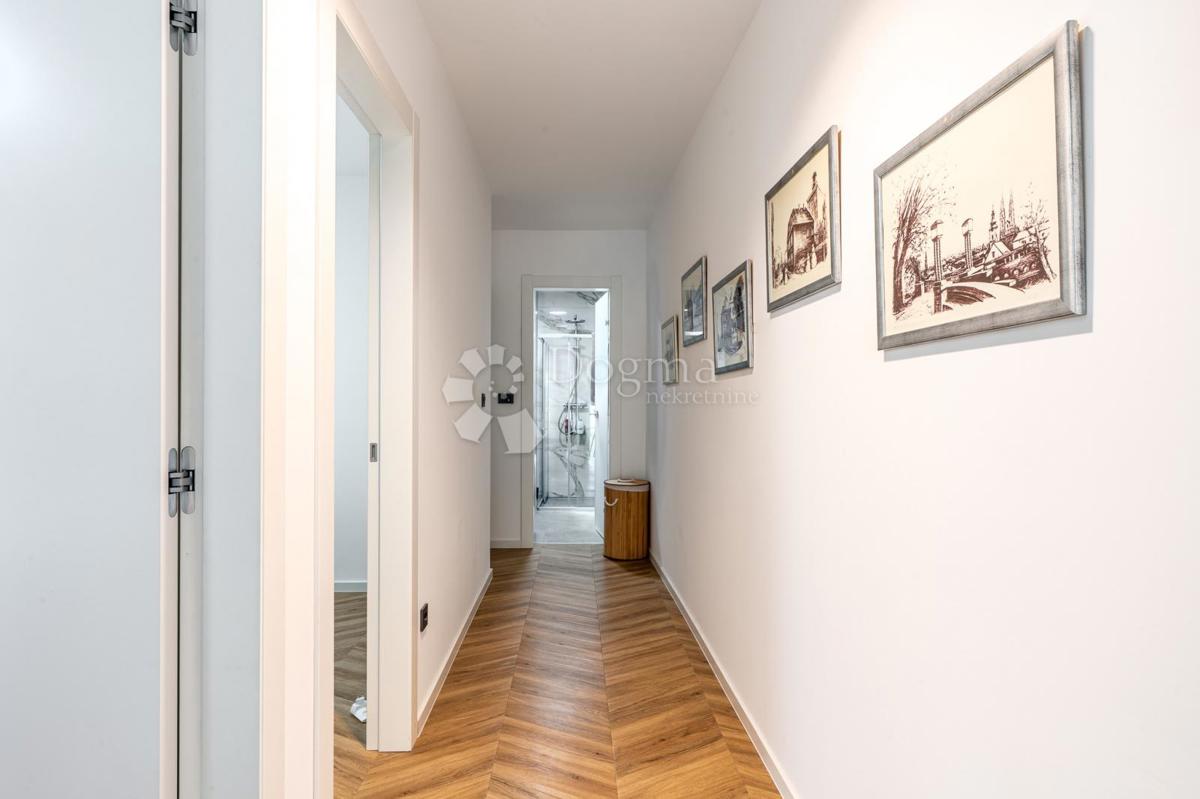 Hiša Crikvenica, 150m2
