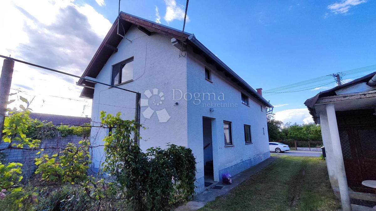 Hiša Donji Kraljevec, 1.948m2