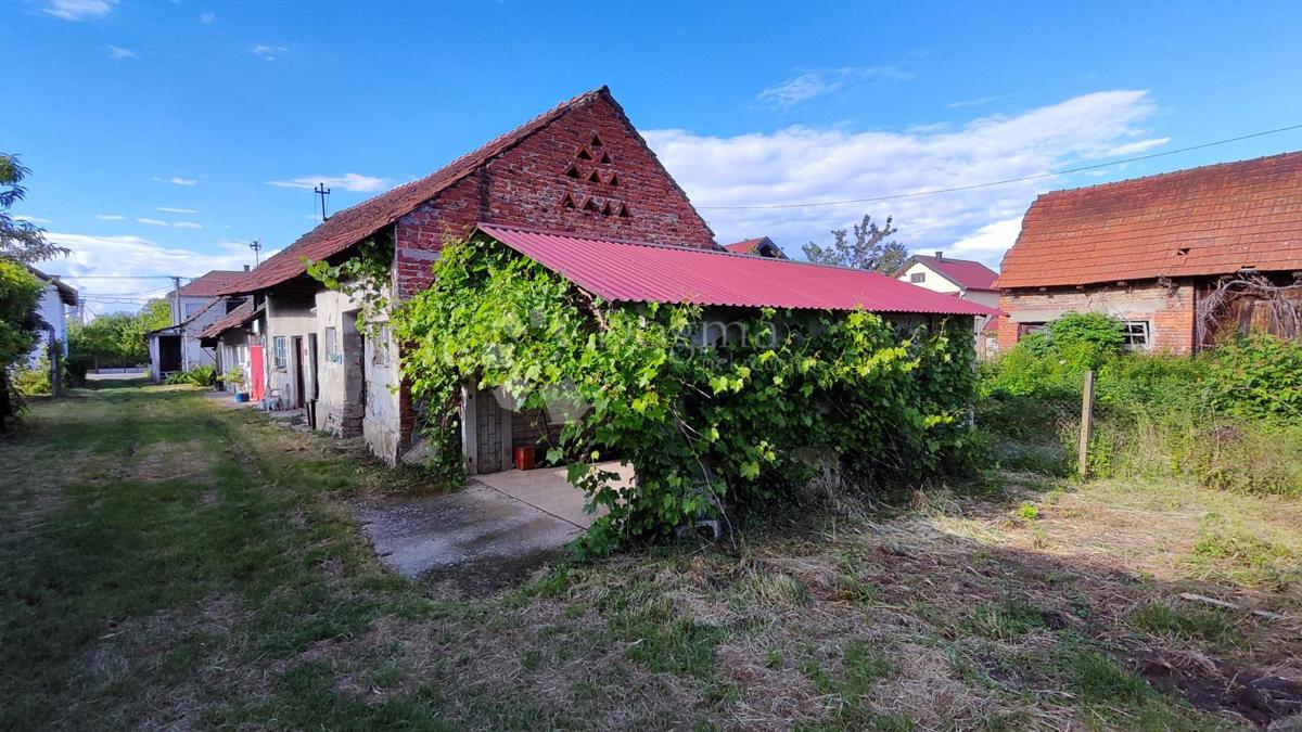 Hiša Donji Kraljevec, 1.948m2