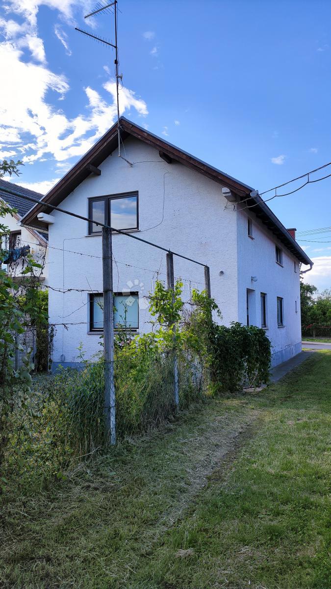 Hiša Donji Kraljevec, 1.948m2