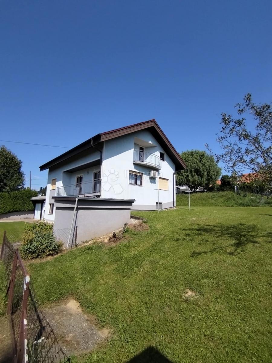 Hiša Mali Grabičani, Sokolovac, 218m2